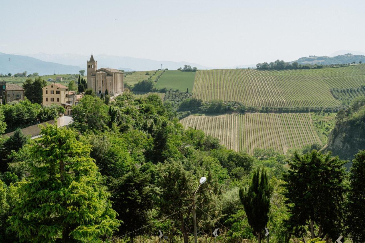 La Casa Delle Api Bed and Breakfast Offida Buitenkant foto
