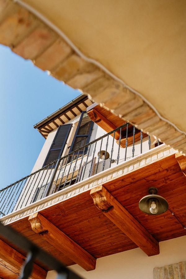 La Casa Delle Api Bed and Breakfast Offida Buitenkant foto